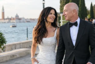 Jeff Bezos Wife