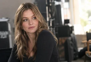 Lili Simmons